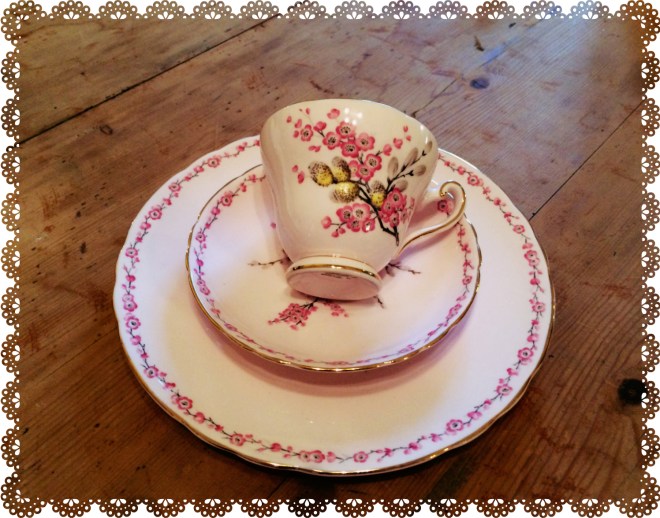 cup saucer lace